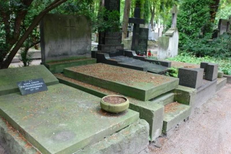 Zdjęcie grobu Jan Żukowski (1)