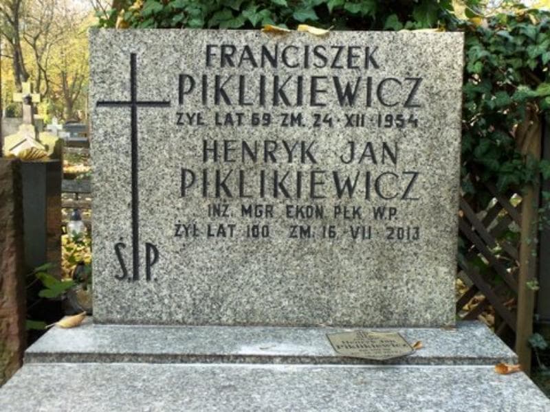 Zdjęcie grobu Franciszek Piklikiewicz (2)