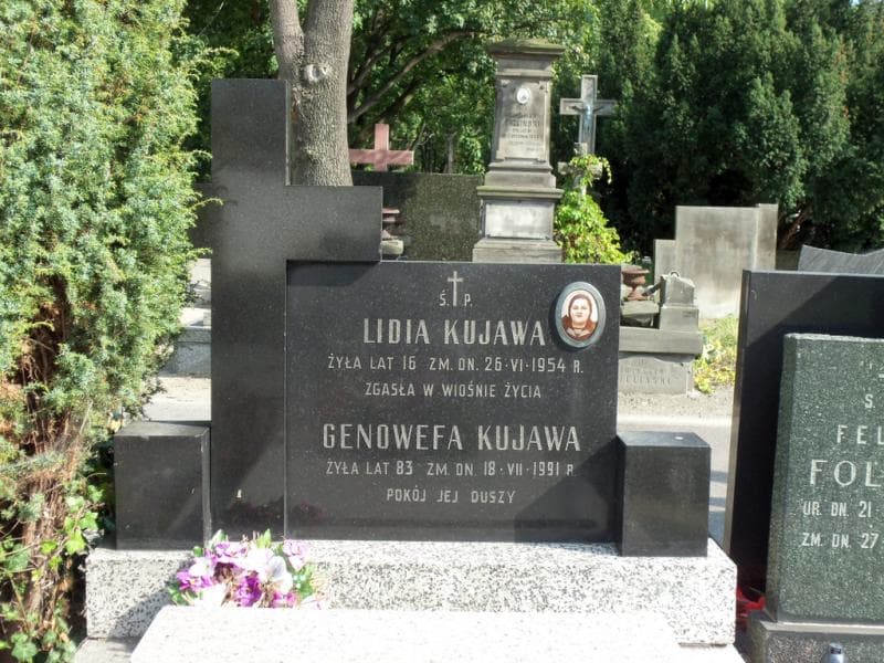 Zdjęcie grobu Genowefa Kujawa (2)