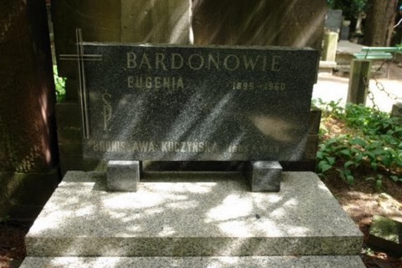 Zdjęcie grobu Eugenia Bardon (2)