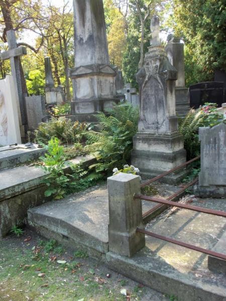 Zdjęcie grobu Łucya Bem (1)