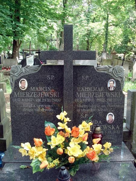 Zdjęcie grobu Marcin Mierzejewski (1)