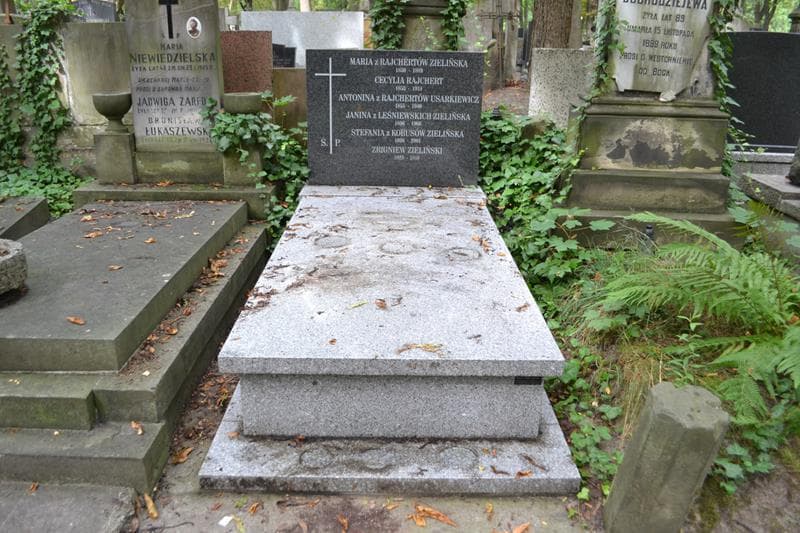 Zdjęcie grobu Antonina Usarkiewicz (1)