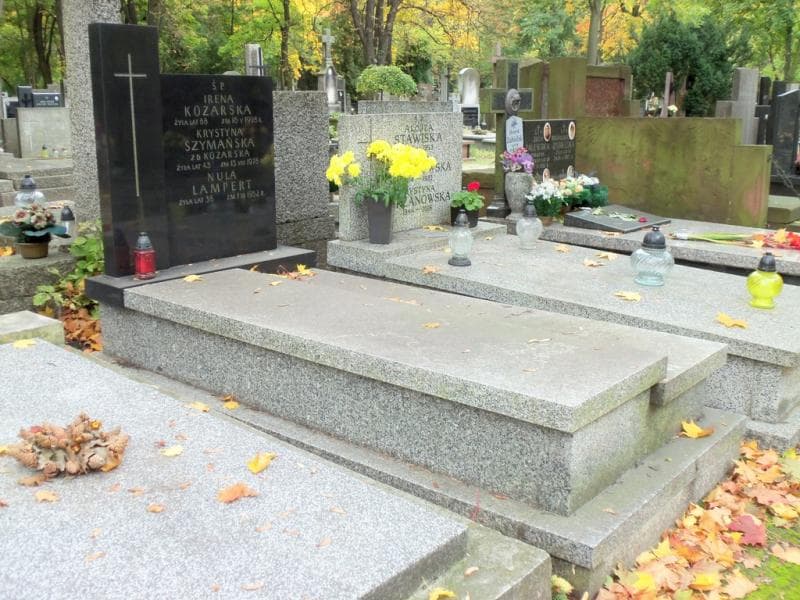 Zdjęcie grobu Nula Lampert (1)