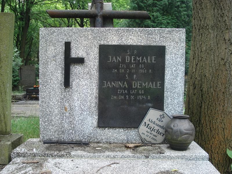 Zdjęcie grobu Jan Demale (1)