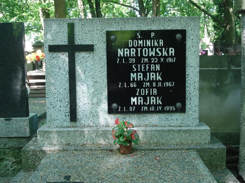 Zdjęcie grobu Stefan Majak (1)