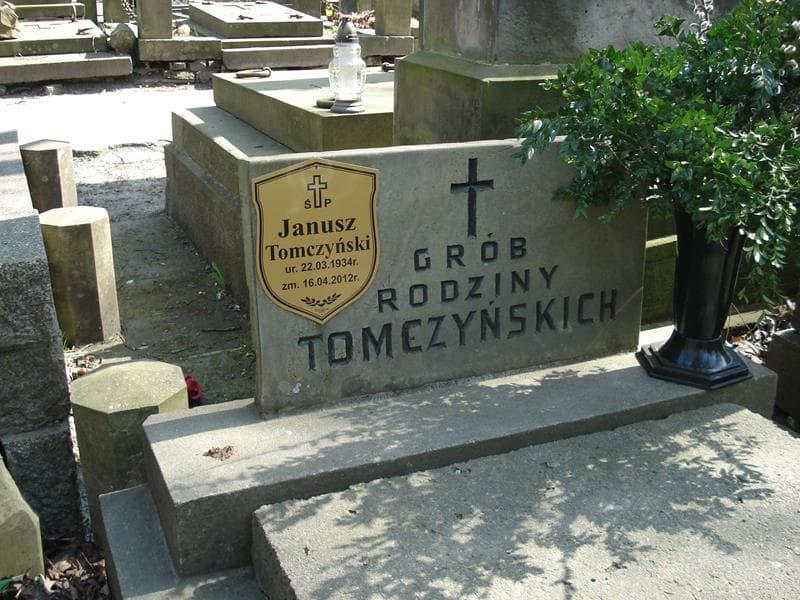 Zdjęcie grobu Janusz Tomczyński (1)