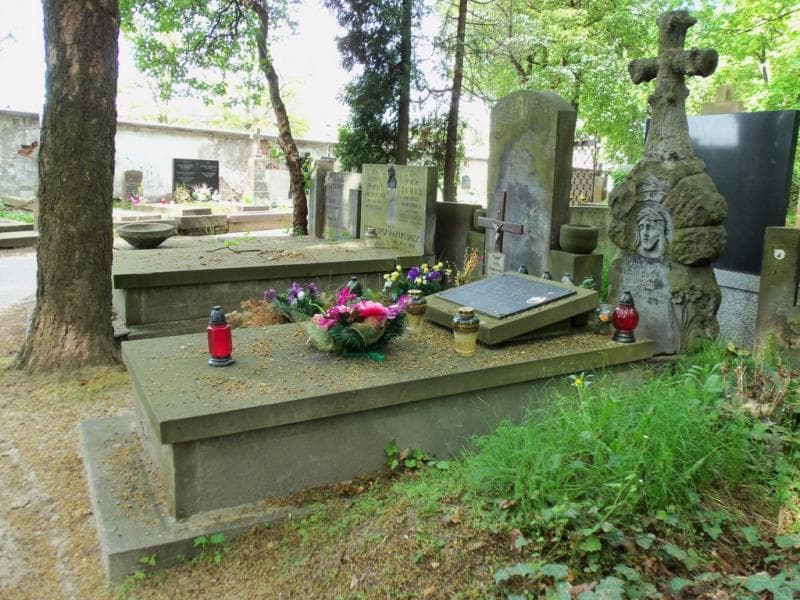 Zdjęcie grobu Tomasz Niciński (1)