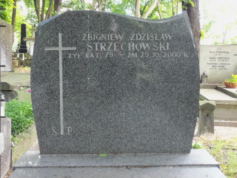 Zdjęcie grobu Zbigniew Zdzisław Strzechowski (2)