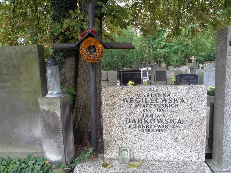 Zdjęcie grobu Janina Dąbkowska (2)