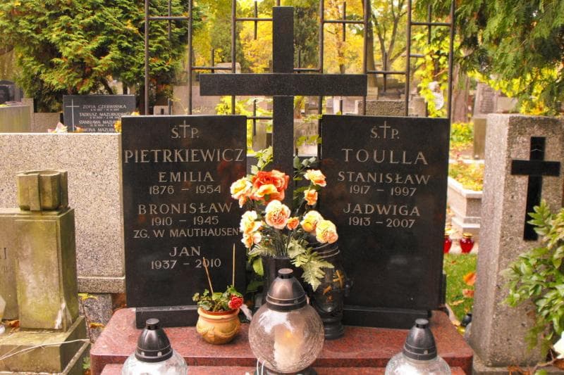 Zdjęcie grobu Bronisław Pietrkiewicz (2)