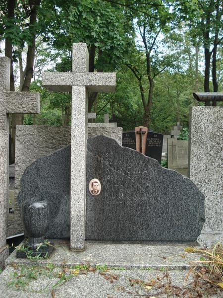 Zdjęcie grobu Witold Kuncman (2)