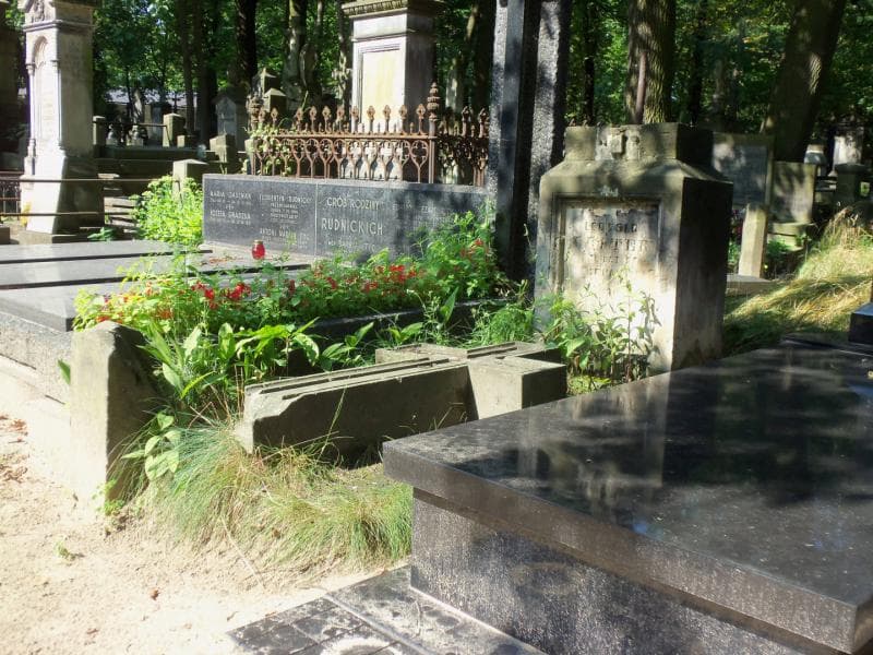 Zdjęcie grobu Anonim (1)