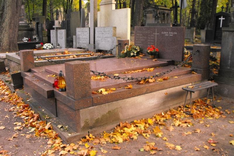 Zdjęcie grobu Konrad Pawłowski (1)