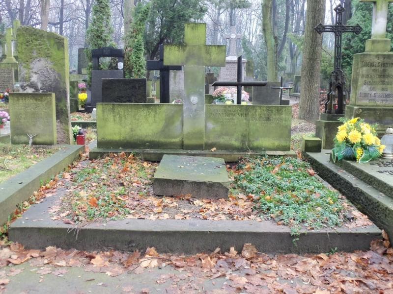 Zdjęcie grobu: Jacek Maria Kwiatkowski