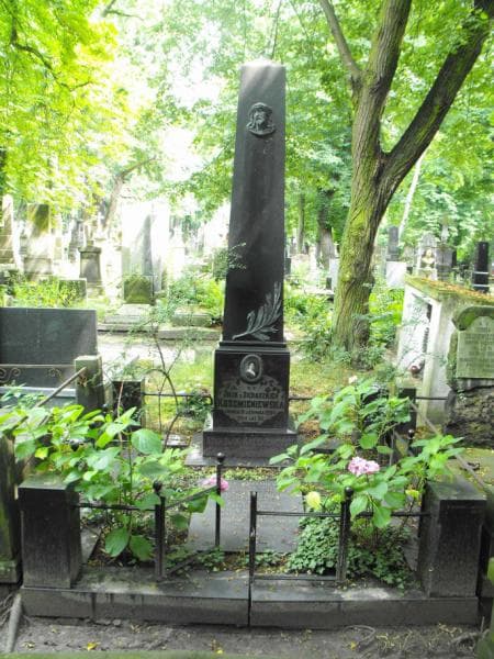 Zdjęcie grobu: Leszek Krzemieniewski