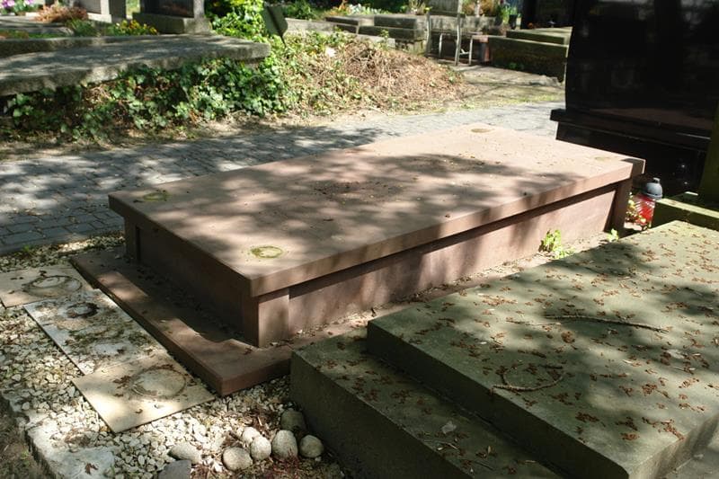Zdjęcie grobu Berenika Maja Depo (1)