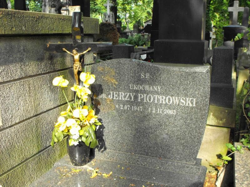 Zdjęcie grobu Jerzy Piotrowski (1)