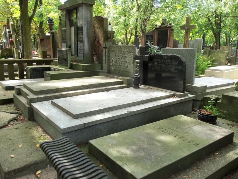 Zdjęcie grobu Stanisława Zawadzka (1)