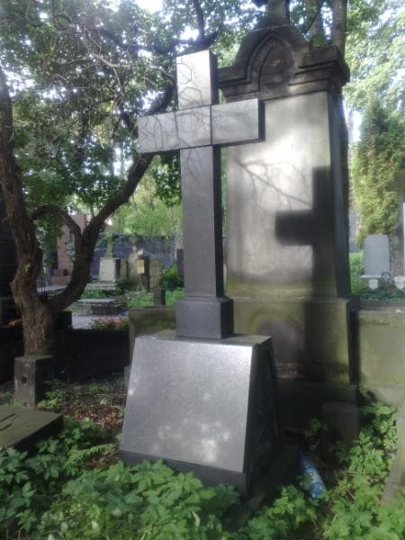 Zdjęcie grobu Anonim (1)