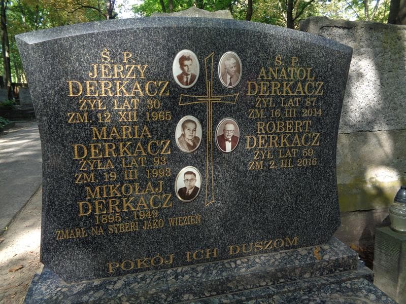Zdjęcie grobu Robert Derkacz (2)