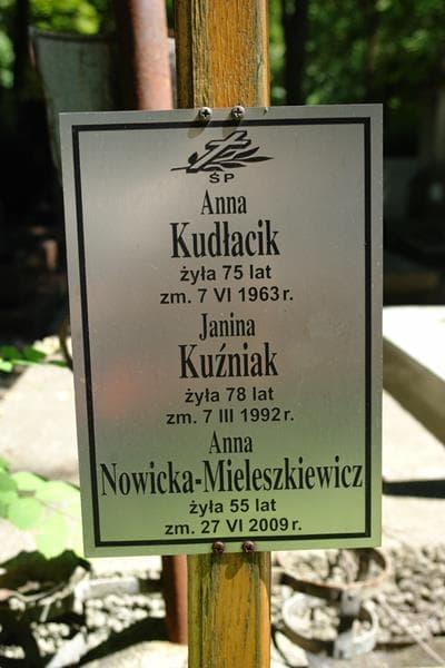 Zdjęcie grobu Janina Kuźniak (2)