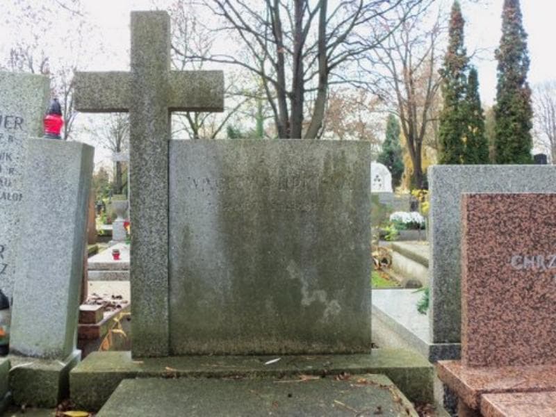 Zdjęcie grobu Wacława Lipińska (2)