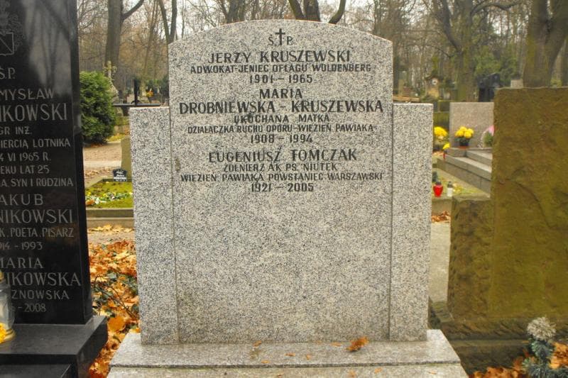 Zdjęcie grobu Eugeniusz Tomczak (2)