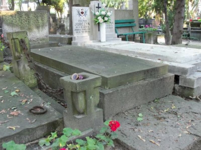 Zdjęcie grobu Józefa Woźniakowa (2)