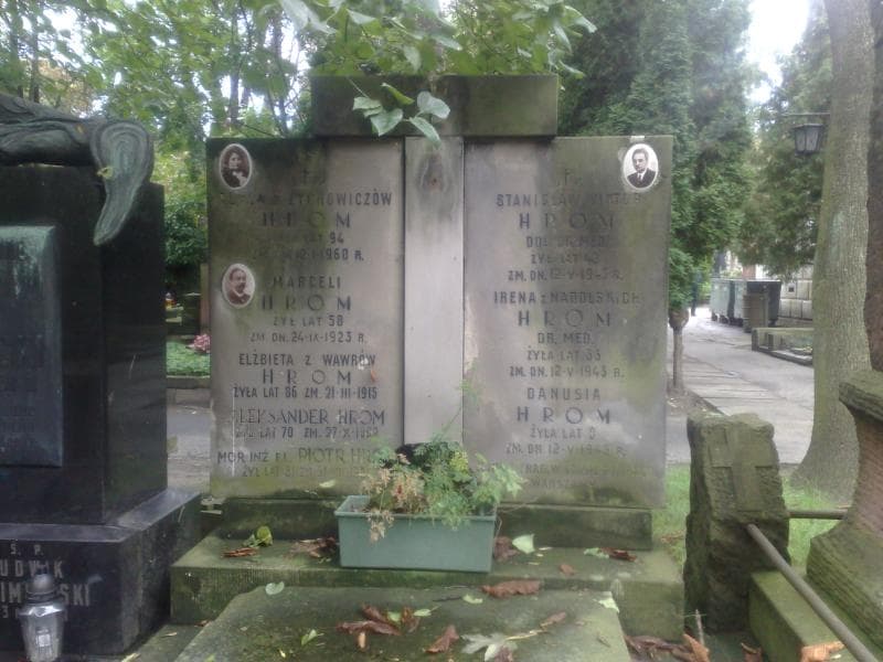 Zdjęcie grobu Tekla Hrom (1)