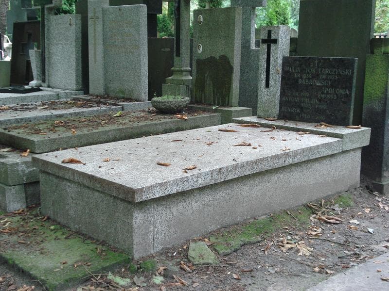Zdjęcie grobu Paulin Von Lurczyński (1)