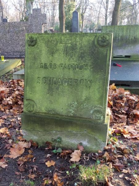 Zdjęcie grobu Schlagerowie (2)