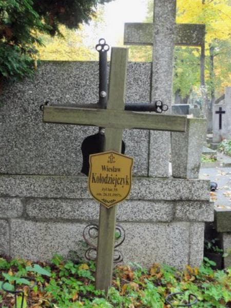 Zdjęcie grobu Wiesław Kołodziejczyk (1)