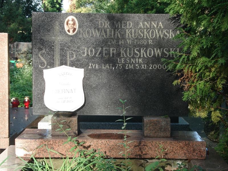 Zdjęcie grobu Józef Kuskowski (2)