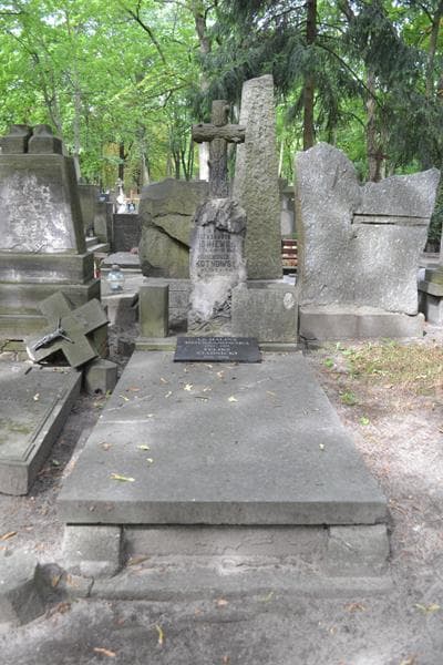 Zdjęcie grobu Barbara Walewska (1)