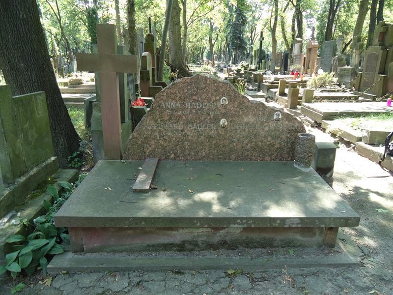 Zdjęcie grobu: Anna Hadler