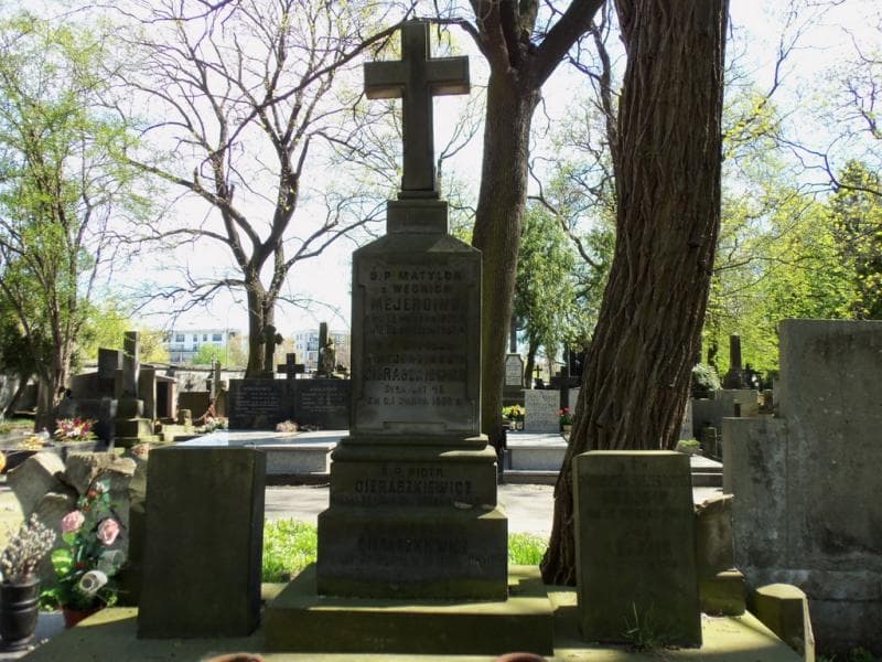 Zdjęcie grobu Otylja Cieraszkiewicz (2)