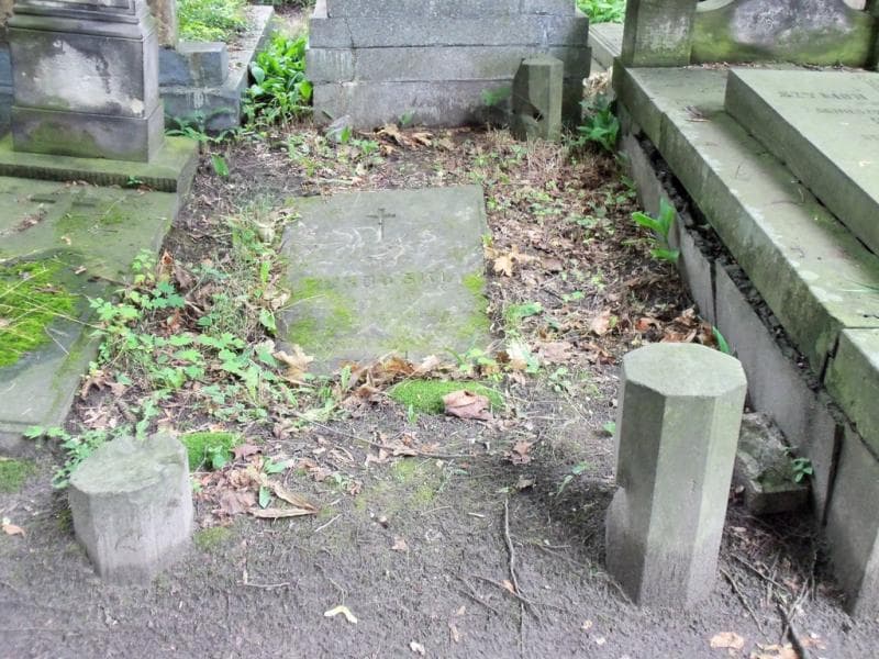 Zdjęcie grobu Leon Borowski (1)