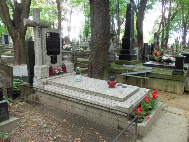 Zdjęcie grobu Karol Bartmanski (1)