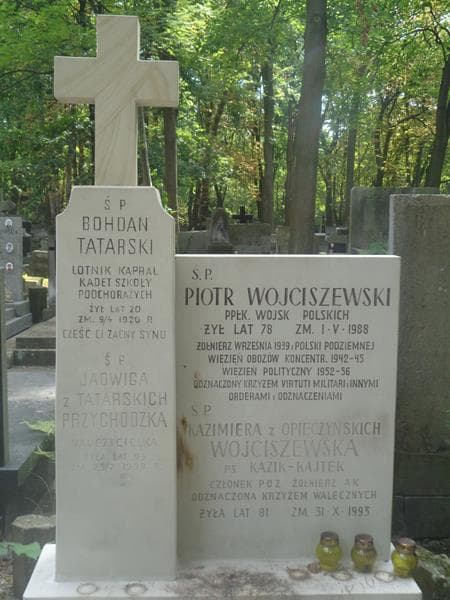 Zdjęcie grobu Bohdan Tatarski (2)