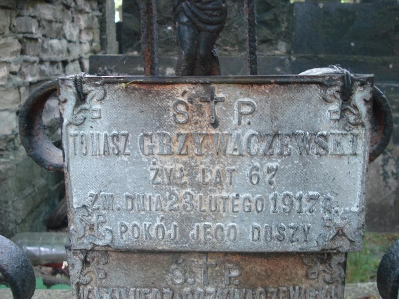 Zdjęcie grobu Tomasz Grzywaczewski (2)