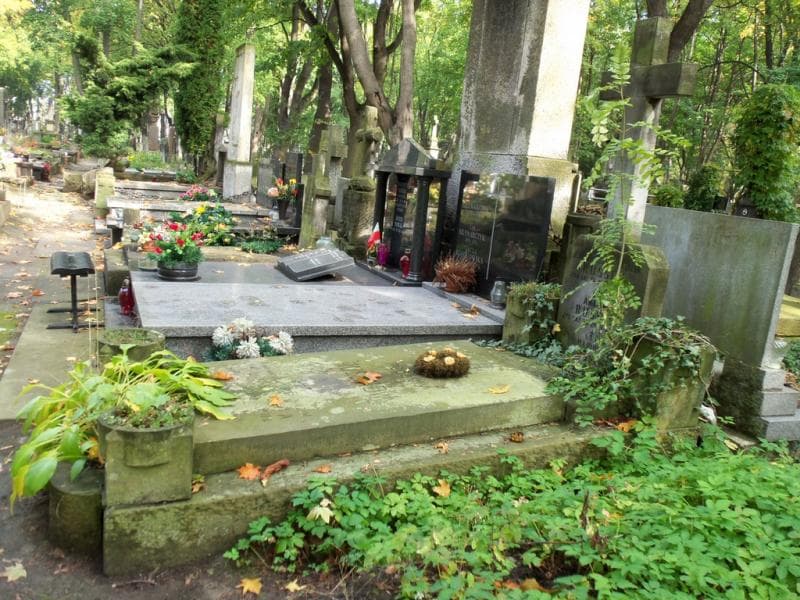 Zdjęcie grobu Antonina Russkowa (1)