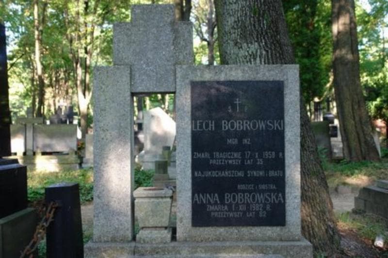 Zdjęcie grobu Lech Bobrowski (2)