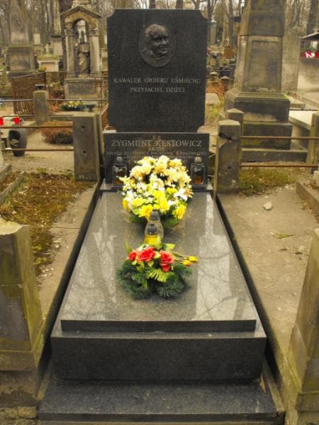 Zdjęcie grobu Zygmunt Kęstowicz (1)