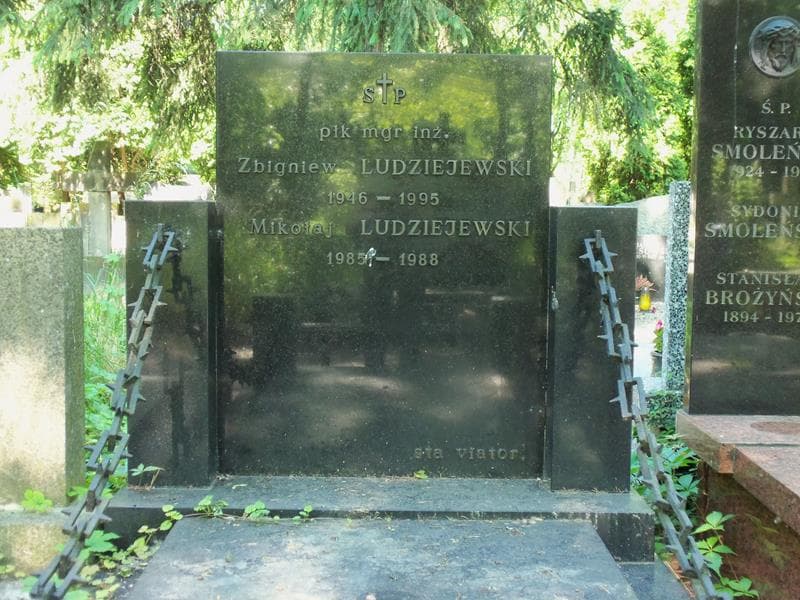 Zdjęcie grobu Zbigniew Ludziejewski (2)