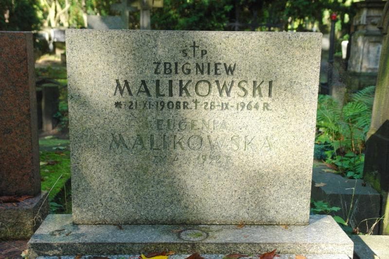 Zdjęcie grobu Zbigniew Malikowski (2)