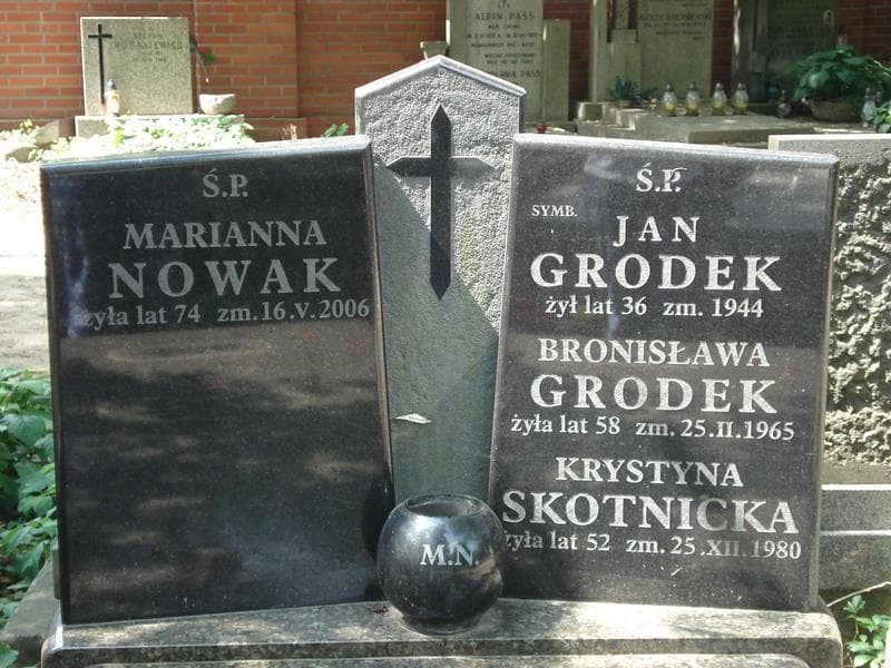 Zdjęcie grobu Marianna Nowak (2)