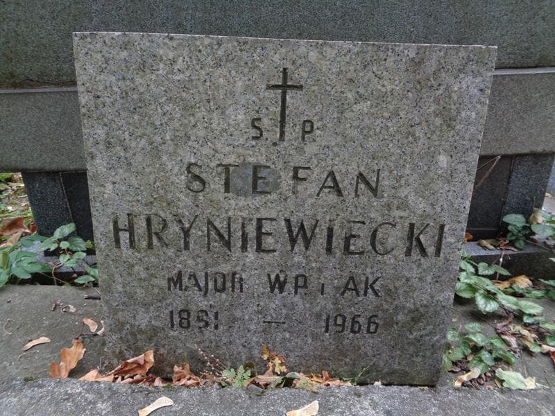 Zdjęcie grobu Stefan Hryniewiecki (2)