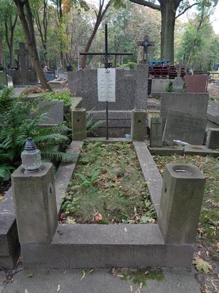 Zdjęcie grobu Witold Urbanowski (1)