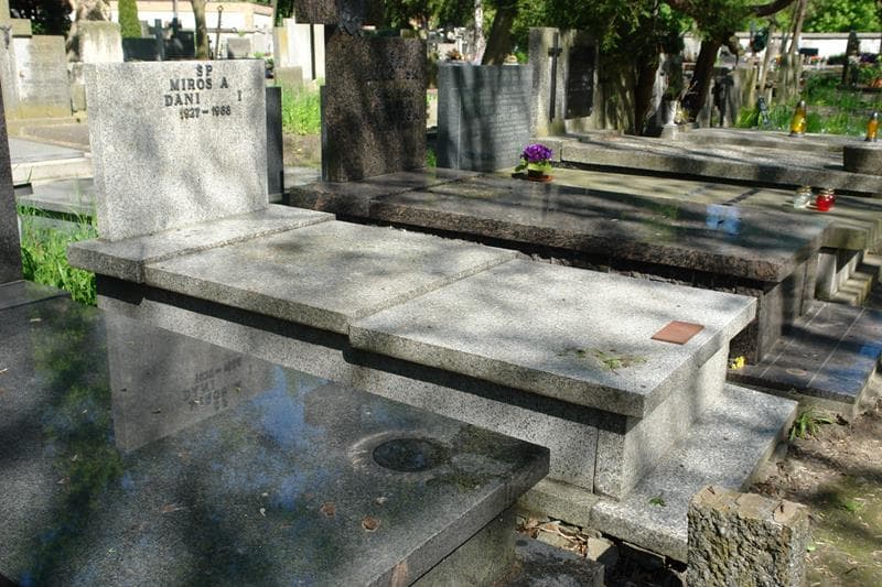 Zdjęcie grobu Mirosław ... (1)